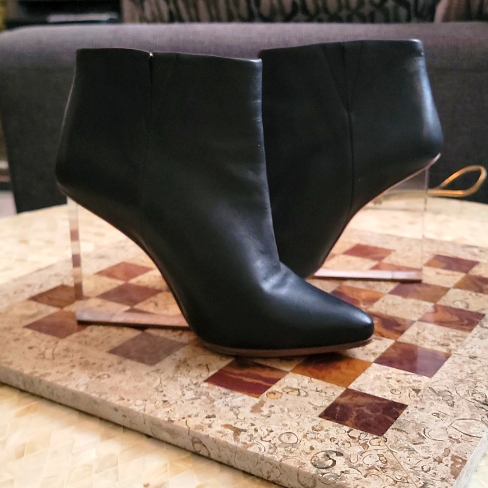 Maison Martin Margiela Invisible Wedge